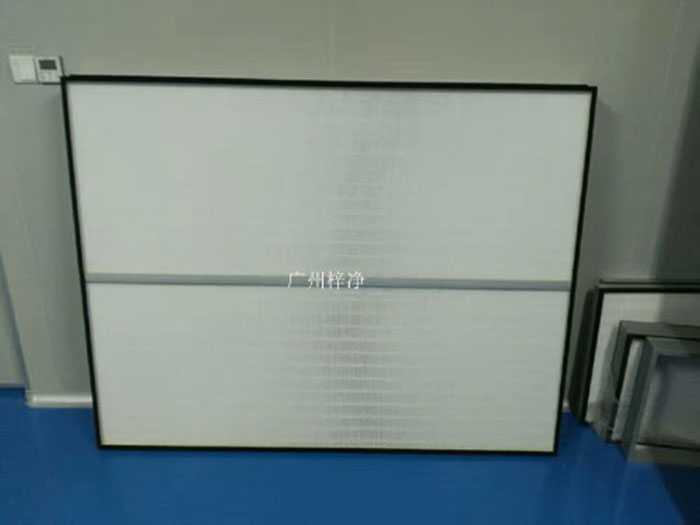 HEPA高效過(guò)濾網(wǎng)可廣泛用于光學(xué)電子、LCD液晶制造，生物醫(yī)藥、精密儀器、飲料食品，PCB印刷等行業(yè)無(wú)塵凈化車(chē)間的空調(diào)末端送風(fēng)處。